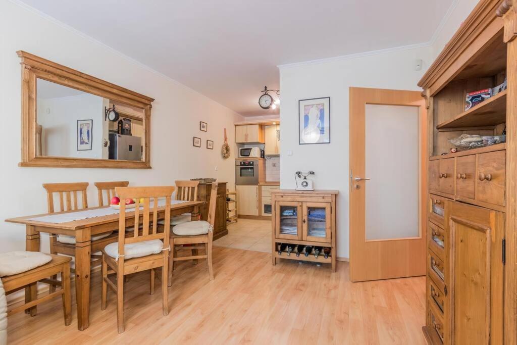 Cosy Pet-friendly Flat W Balcony @ Orczy Garden Budapeszt