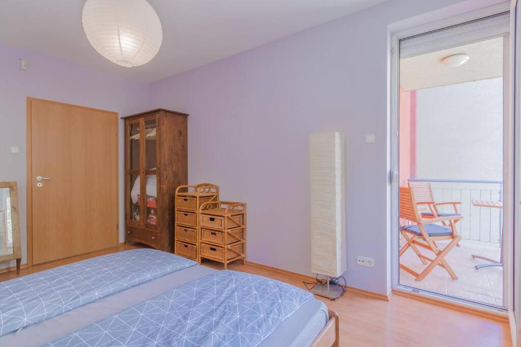 Cosy Pet-friendly Flat W Balcony @ Orczy Garden Apartament *