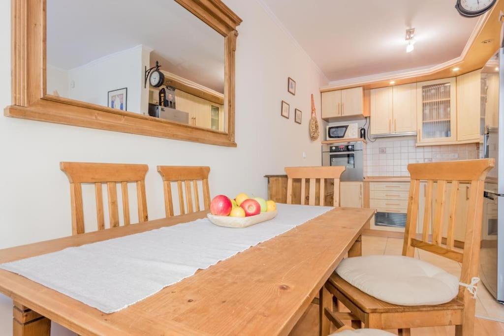 Cosy Pet-friendly Flat W Balcony @ Orczy Garden Appartement Budapest